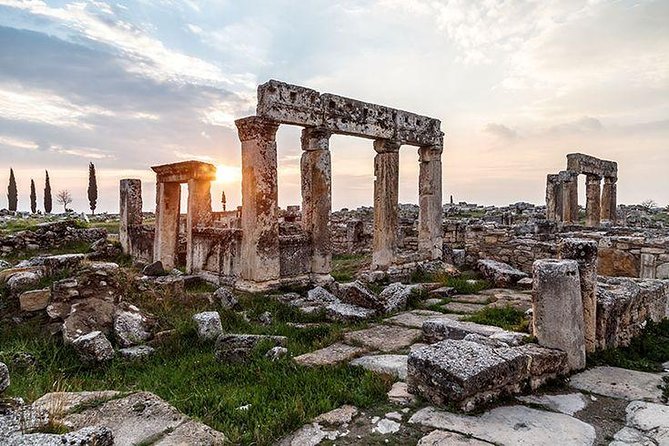 Pamukkale, Cleopatra’s pool, Hieropolis from Antalya with lunch - Lunch, textiles, and the shopping question