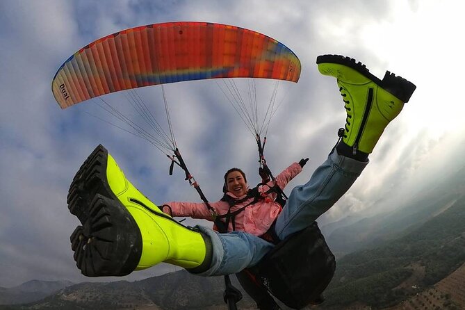 Pamukkale Paragliding Experience By Local Expert Pilots - The view over the Cotton Castle and Hierapolis