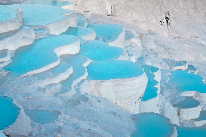 Pamukkale Tour - A long drive made easier by organized transport