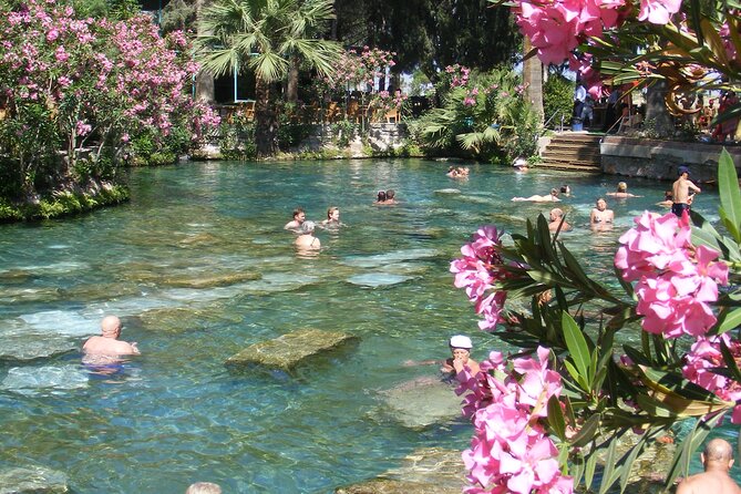 Pamukkale Tour From Selcuk - Arriving at Pamukkale and Hierapolis