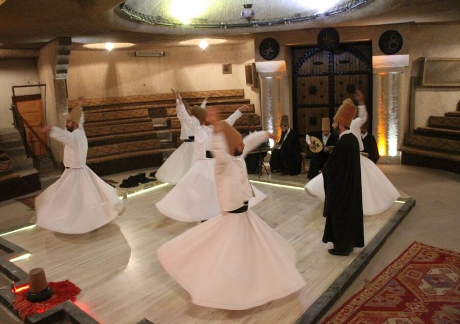 Pamukkale: Traditional Whirling Dervish Ceremony - Music, chanting, and the mood in the room