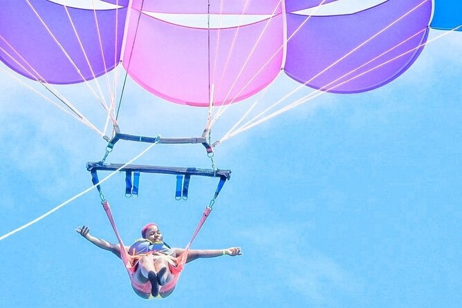 Parasailing, Blue Hole Mineral Spring, Seven Mile Beach - What the $265 price really buys you