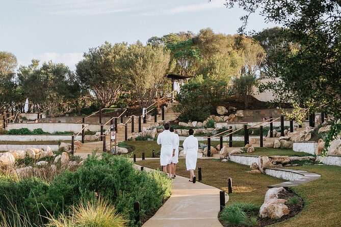 Peninsula Hot Springs Spa Experience and Express Transfer Shuttle - Arthurs Seat and the Peninsula Views