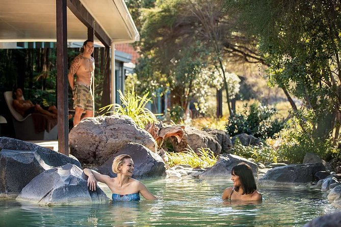 Polynesian Spa Rotorua: Deluxe Lake Spa Hot Spring Bathing - Deluxe changing rooms make the visit easier