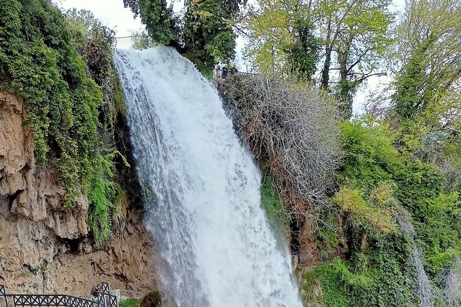 Pozar Thermal Baths and Edessa Waterfalls Private Tour - Lunch choices and the value of free time
