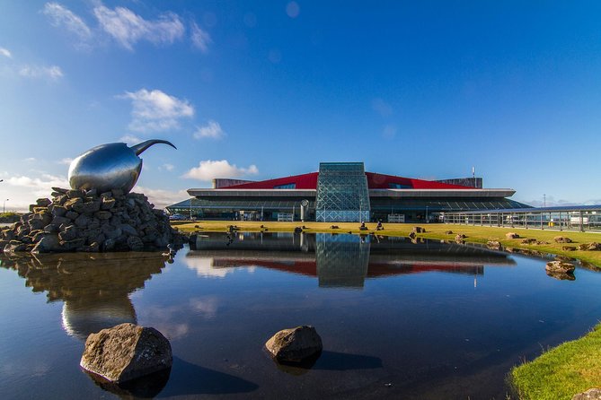 Private Airport - Blue Lagoon - Reykjavík - Private Cars, Wi-Fi, and Luggage Space