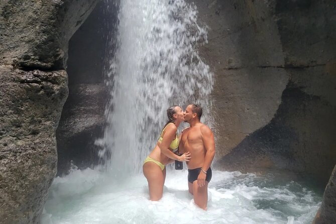 Private Fresh Water Lake, Waterfalls And Hot Springs Excursion - Ti Kwen Glo Cho for hot water and mud pools