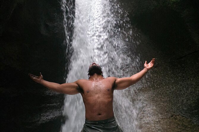 Private Fresh Water Lake, Waterfalls And Hot Springs Excursion - Guides who shape the day