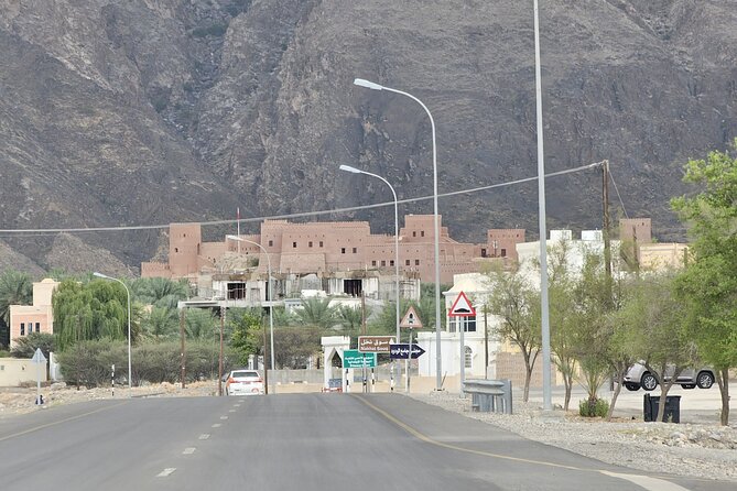 Private Full Day Tour To Nakhal Rustaq And Hot Springs - Rustaq market, Omani sweets, and Qasra Museum