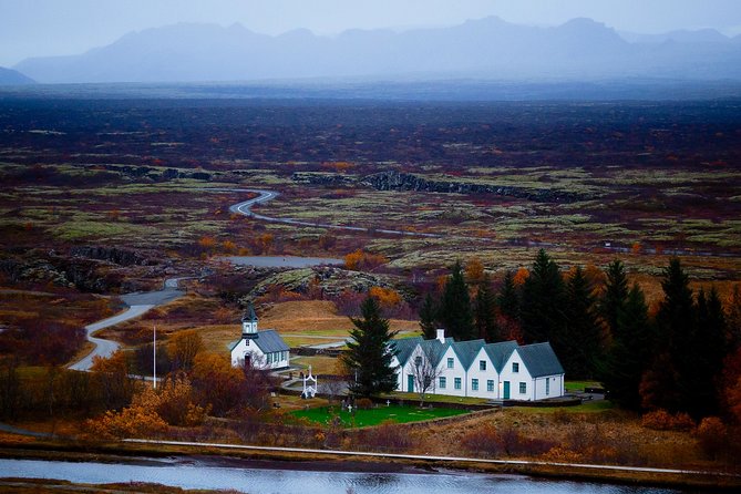 Private Golden Circle, Sky Lagoon and Friðheimar Greenhouse Lunch - Þingvellir connects geology and Icelandic history