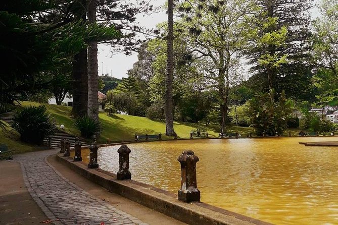 PRIVATE Hybrid 4X4 Tour - Full Day Furnas (Inc Hot Springs and 3 Course Lunch) - A volcanic day built around lunch