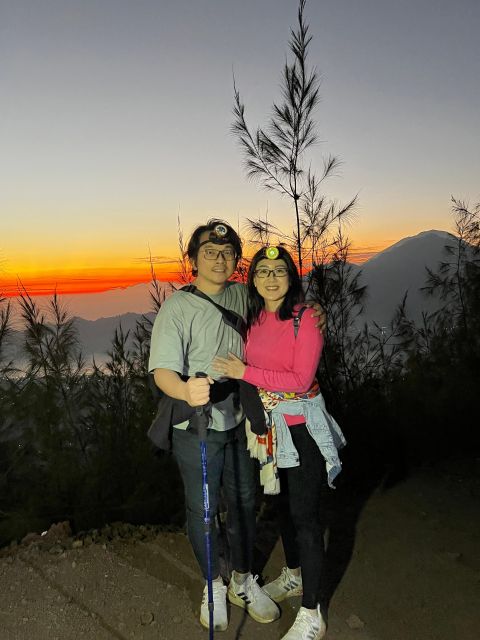 Private Mt Batur hike with Hot Springs & Hotel transfer - Reaching the summit before sunrise