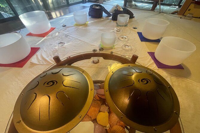 Private Sound bath Meditation in ocean view house and Beppu onsen - Shin, his partner, and the private setting