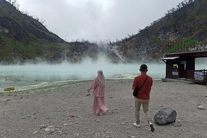 Private Tour to Bandung Volcano Hot Springs and Mud bathing - White Crater and the pale volcanic lake