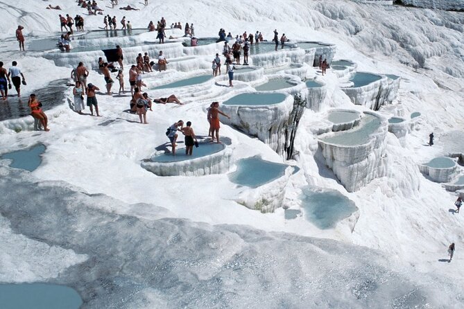 Private White Paradise Tour Pamukkale - Hierapolis, from the necropolis to the city gates