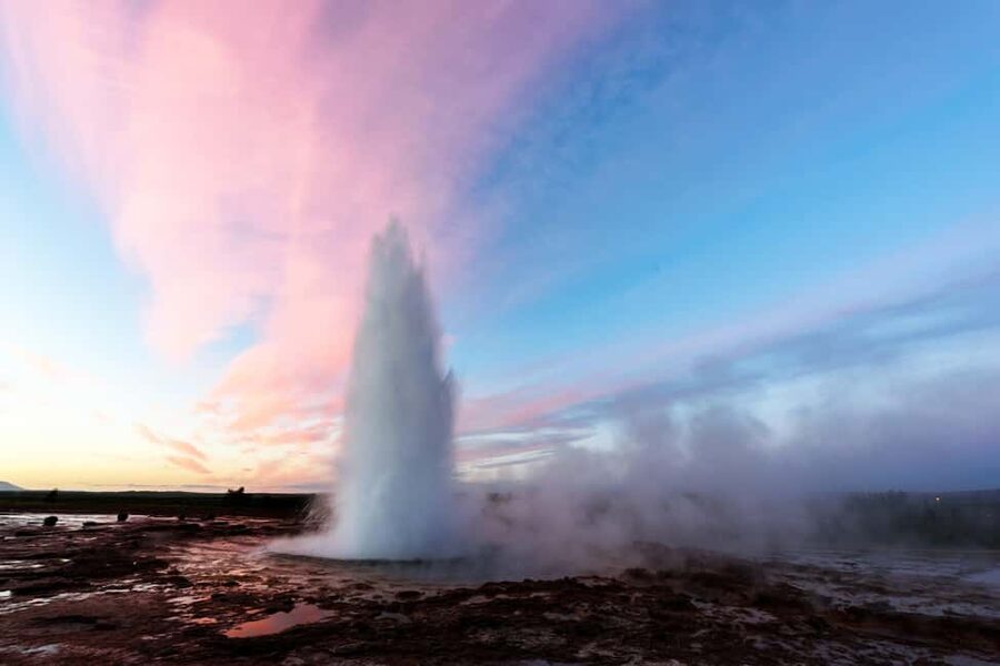 Reykjavik: Golden Circle, Geothermal Lagoon & Fridheimar - Þingvellir, where Iceland’s story begins