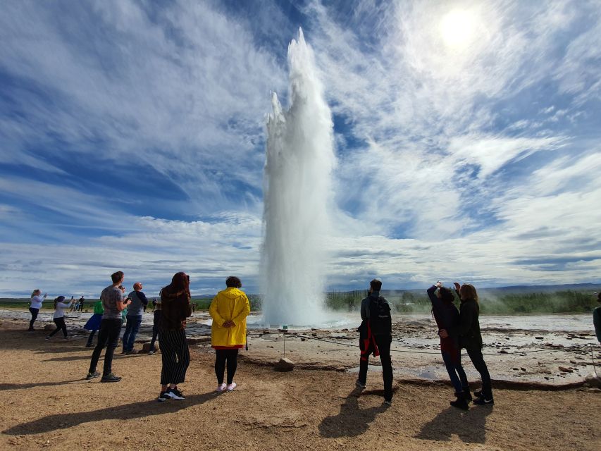 Reykjavik: Golden Circle, Kerid Crater and Sky Lagoon Tour - Þingvellir: tectonic plates and Iceland’s old parliament
