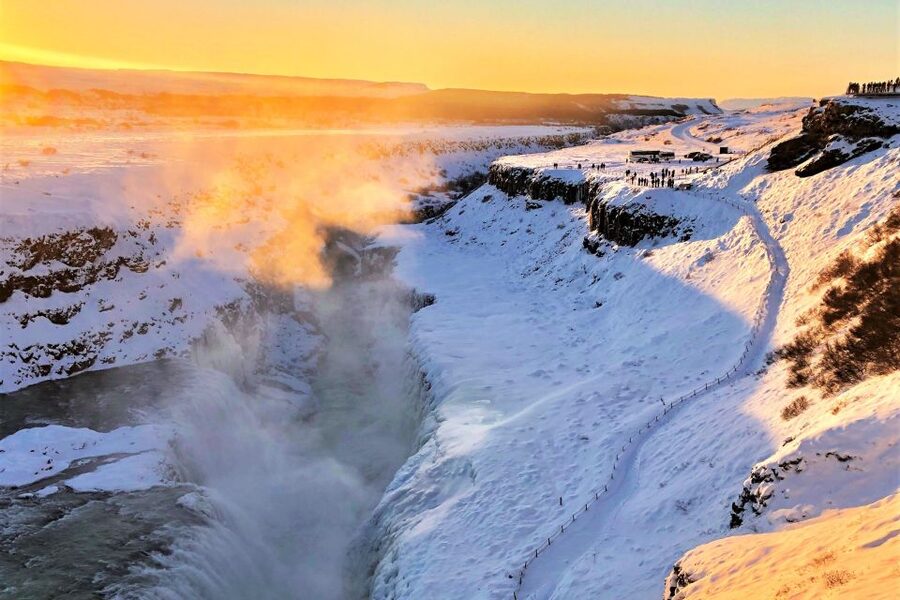 Reykjavík: Golden Circle Minibus Tour & Blue Lagoon Transfer - Timing, comfort, and the real pace of the day