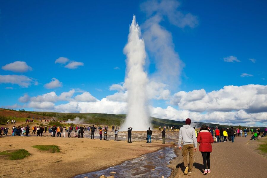 Reykjavik: Golden Circle Tour with Blue Lagoon Visit & Entry - A 13-hour Iceland sampler from Reykjavik