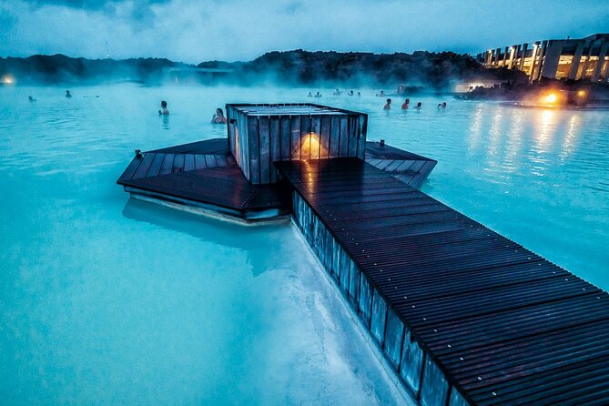 Reykjavik: Private Transfer from/to Blue Lagoon in Iceland - A private link between Reykjavik, the Blue Lagoon, and the airport