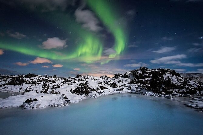 Reykjavik: Private Transfer from/to Blue Lagoon in Iceland - From the Blue Lagoon to Reykjavik
