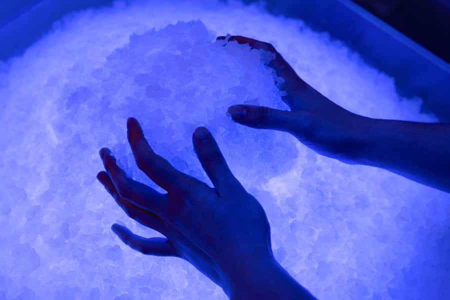 Rotorua: Lakefront Hot Springs & Spa - Luxury Māori Wellness - Mineral pools, cold water, and hydrotherapy