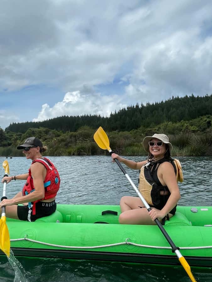 Rotorua: Secret adventure kayaking to natural hot springs - What the 65-minute kayak section feels like