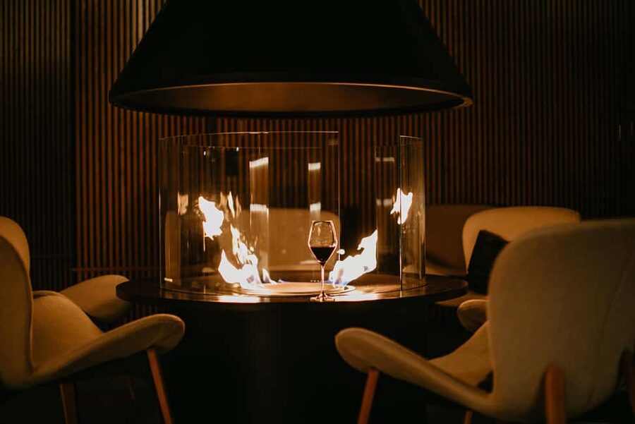 Rovaniemi: Daylight Forest spa,outdoor hot tubs and lunch - The Arctic setting at Invisible Forest Lodge