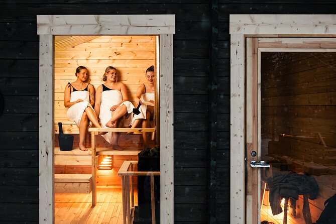Rovaniemi Sauna World with a Hot Tub, Jacuzzi and Cold Pool - How the 90-minute visit works