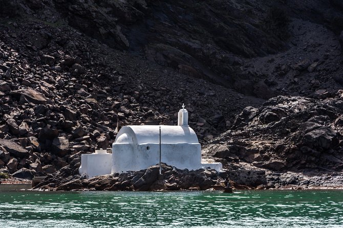 Santorini Caldera Cruise Tour (Volcano, Hot Springs, Thirassia) - Who should book this cruise?