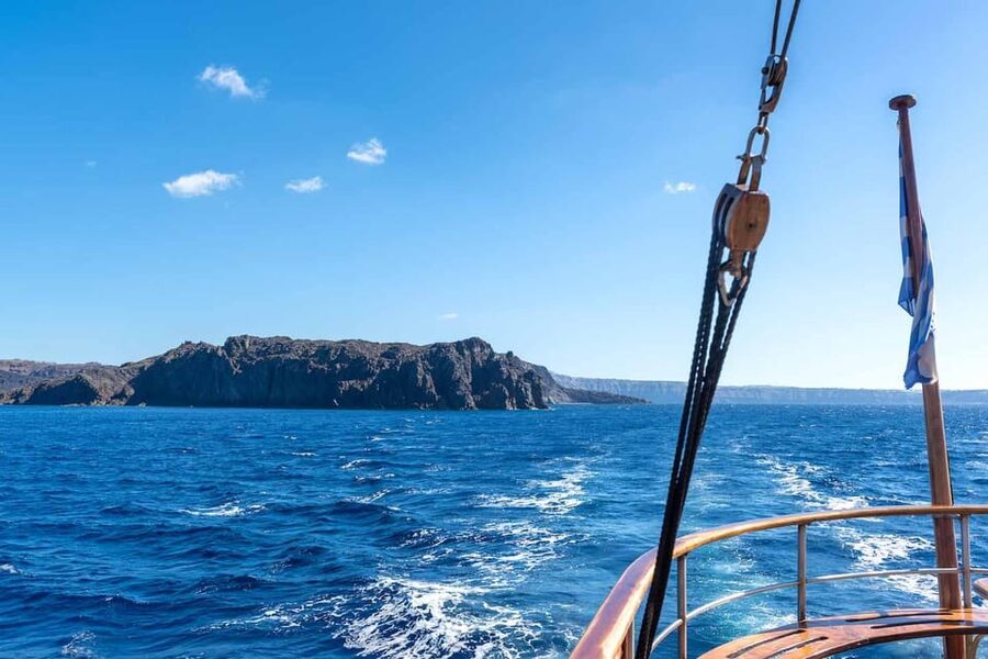 Santorini Port: Cruise to Volcano, Hot Springs & Thirassia - Key points to know before booking