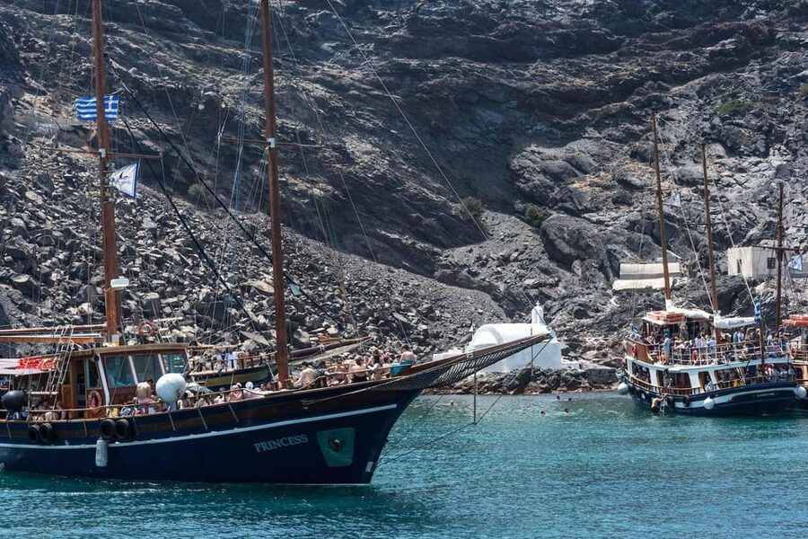 Santorini Port: Cruise to Volcano, Hot Springs & Thirassia - Thirassia, lunch, and the climb to Manolas