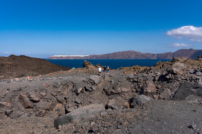Santorini - Volcano and Hot springs Boat Trip with Bus Transfer - Why this short Santorini boat trip works
