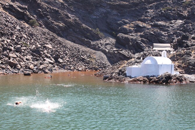 Santorini - Volcano and Hot springs Boat Trip with Bus Transfer - Should you book the Santorini volcano and hot springs trip?