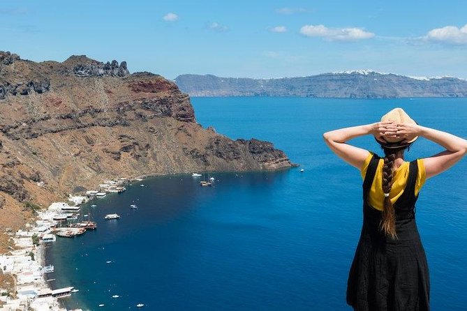 Santorini Volcano Cruise Including Hot Springs and Thirasia - Guides can change the feel of a large group