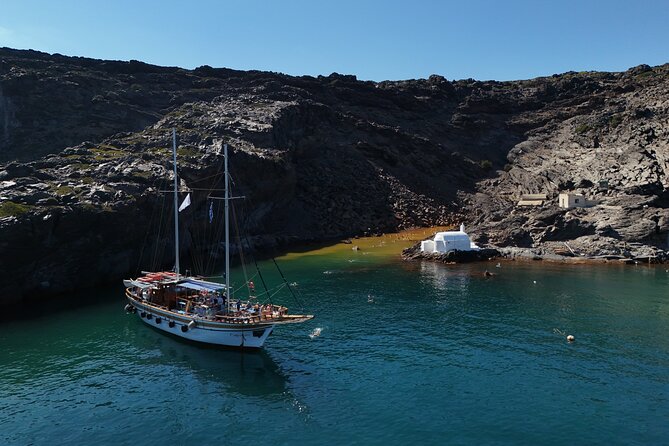 Santorini Volcano Hot Springs - Walking across Santorini Volcano