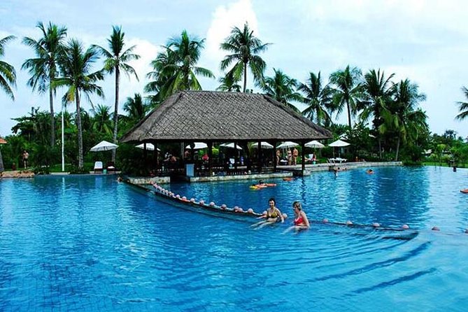 Sanya Half Day Private Tour of Nantian Hot Spring - Leaving Sanya for Nantian’s many pools
