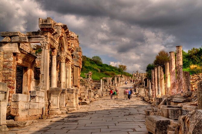 Semi-Private Tour to Laodicea, Pamukkale, Hierapolis with Lunch - Starting in Istanbul and reaching Denizli