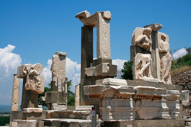 Semi-Private Tour to Laodicea, Pamukkale, Hierapolis with Lunch - Kaklik Cave on the Istanbul hotel option