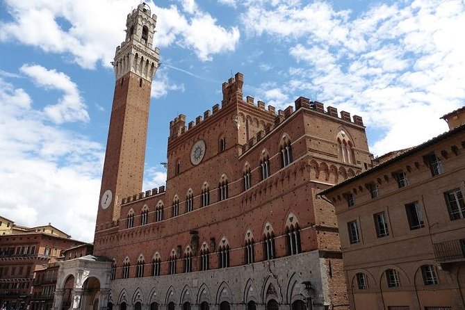 Siena, San Gimignano and Chianti Wine Small Group from Montecatini Terme - Siena and the long walk to Piazza del Campo