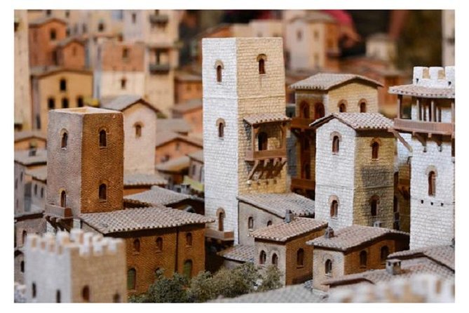 Siena, San Gimignano and Chianti Wine Small Group from Montecatini Terme - A Chianti cellar between the two hill towns