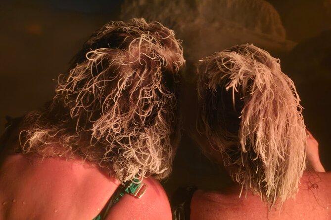 Spectacular Chena Hot Springs Northern Lights Experience - The Ice Museum: striking, cold, and fairly brief