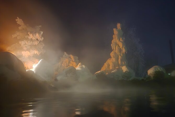 Spectacular Hot Spring Experience with Northern Lights - Soaking at Chena Hot Springs