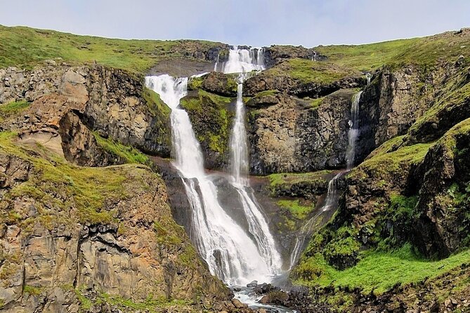 Stuðlagil Canyon and Vök Baths Day Tour - What You Need to Bring and What the Price Covers