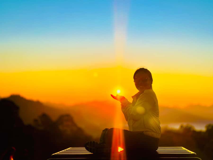 Sunrise Jeep Tour Mount Batur & Hot Spring (Private Tour) - Sunrise at Mount Batur and Lake Batur