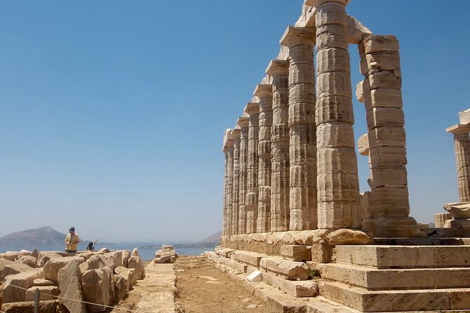 Sunset Private Tour to Poseidon Temple & Vouliagmeni Thermal Lake - Should you book the Poseidon Temple and Vouliagmeni tour?