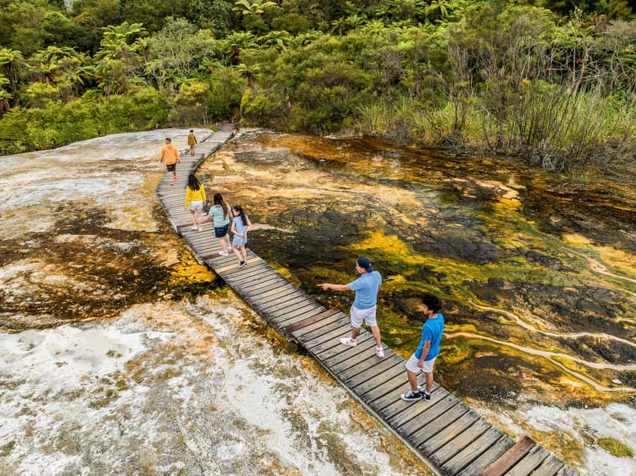 Taupo: Orakei Korako Geothermal Park and Cave Entry Ticket - How long should you allow?