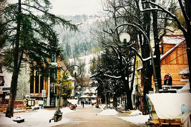 Thermal Pools and Zakopane Day Tour with Cable Car - Wielka Krokiew and the ten-minute photo stop