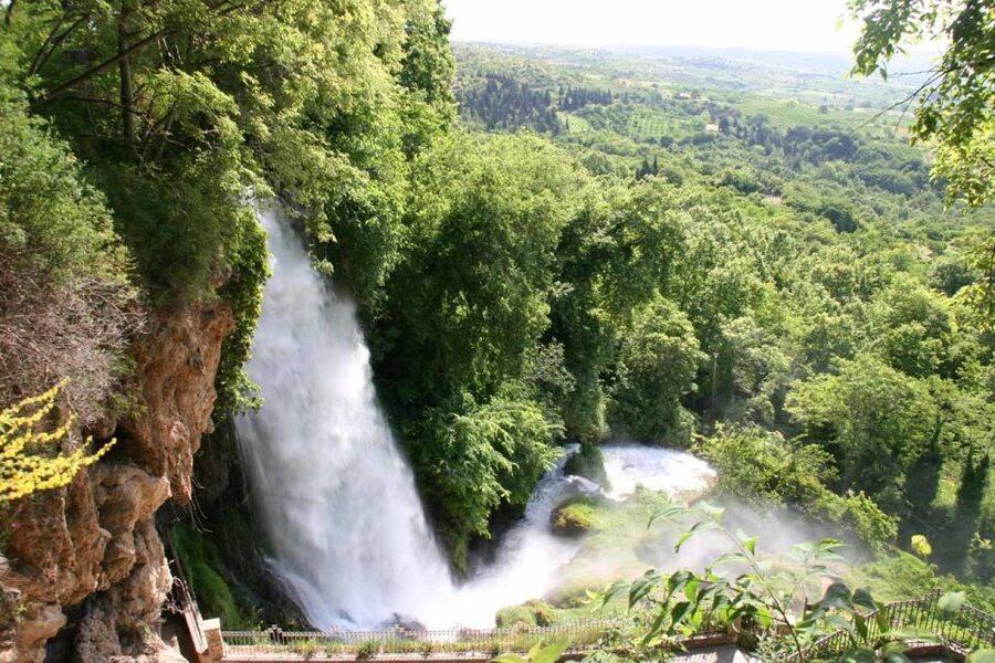 Thessaloniki:Edessa & Pozar Thermal Springs Private Day Trip - Private van or organized coach?