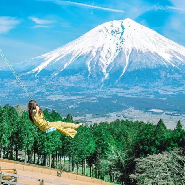 Tokyo: 2-Day Mt. Fuji, Kamakura and Izu Hot Springs Tour - Mt. Fuji and the seasonal first stop